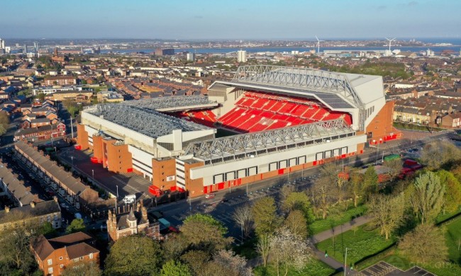 《妖精的尾巴》新演示：与美少女露西一起探险！