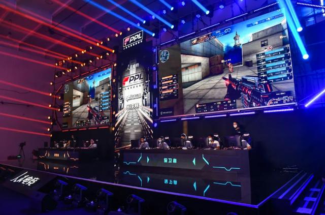 《妖精的尾巴》新演示：与美少女露西一起探险！